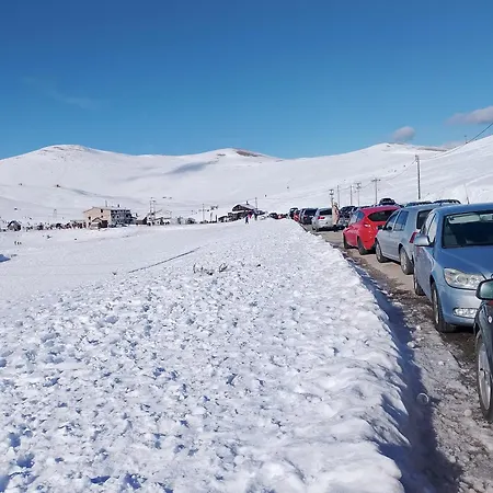 Black Eagle 公寓 *